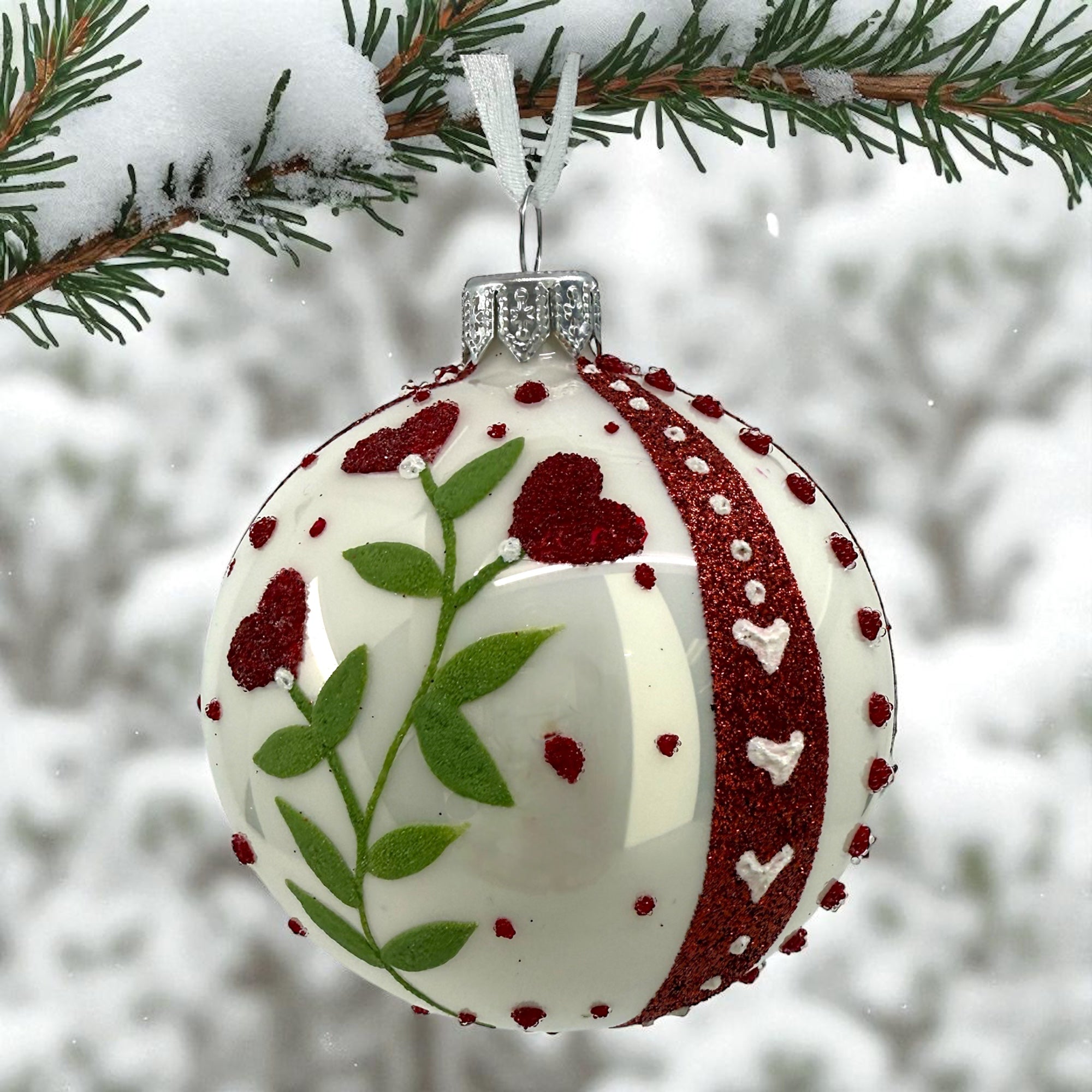 Heart Flowers Blown Glass Ornaments – Set of 2 European Mouth-Blown Folk Art Ball Holiday Christmas Tree Decoration, Red and White